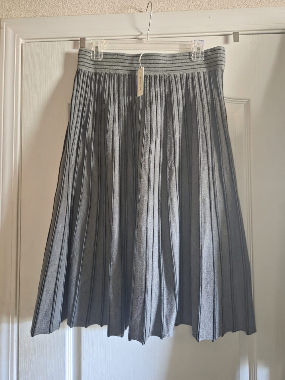 Max Studio grey pleated midi skirt